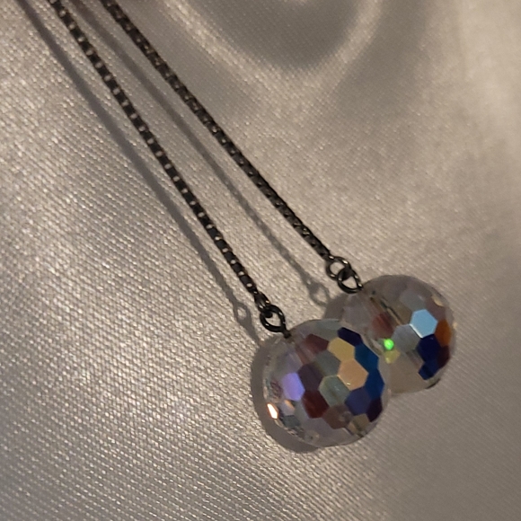 NWOT Silver Crystal Earrings - Picture 4 of 7